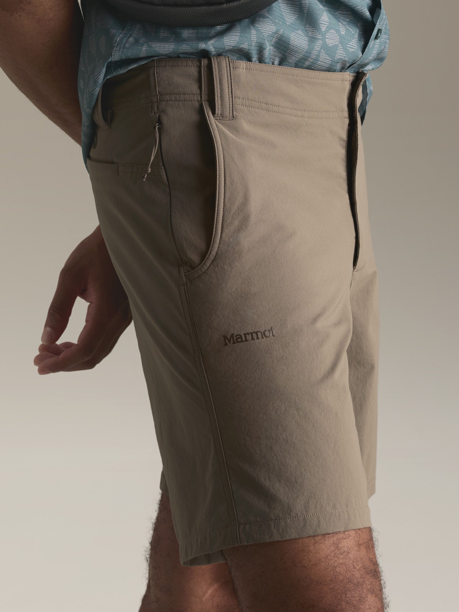 Diverter UPF 50 Short 9" Claystone Marmot