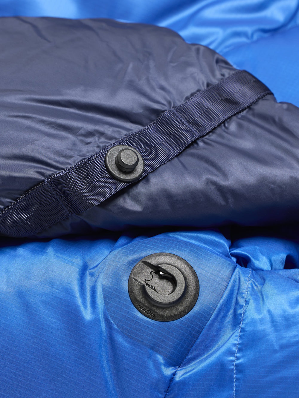 Wraptor Down 15° Sleeping Bag Clear Blue/Arctic Navy Marmot