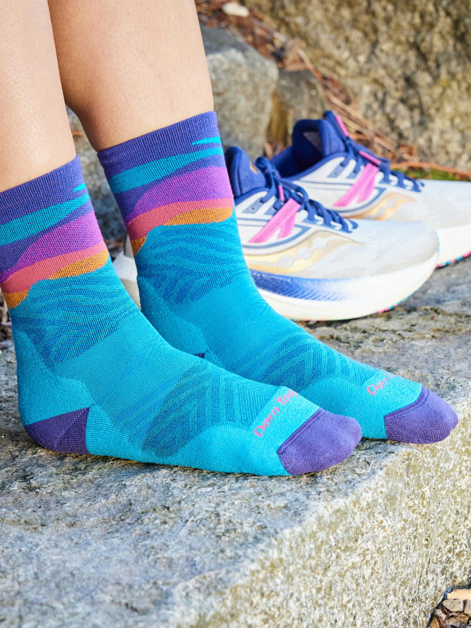 Mirnavated Micro Crew Ultra-Lightweight with Cushion Running Socks Darn Tough Cascade Marmot