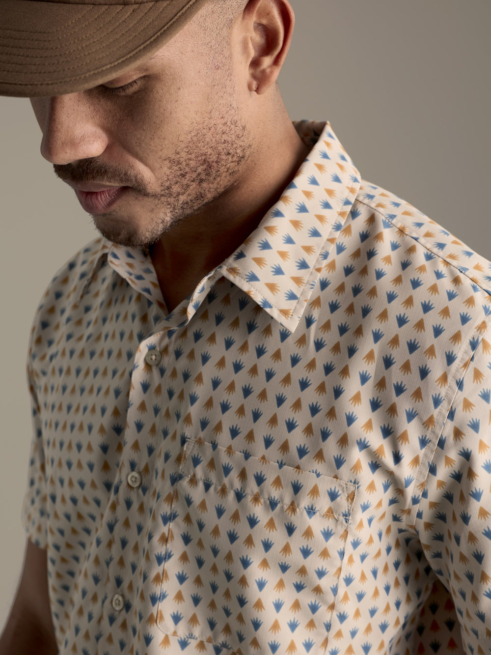 AirExchange UPF 40 Novelty Short-Sleeve Collared Shirt Birchbark Multisprout Marmot