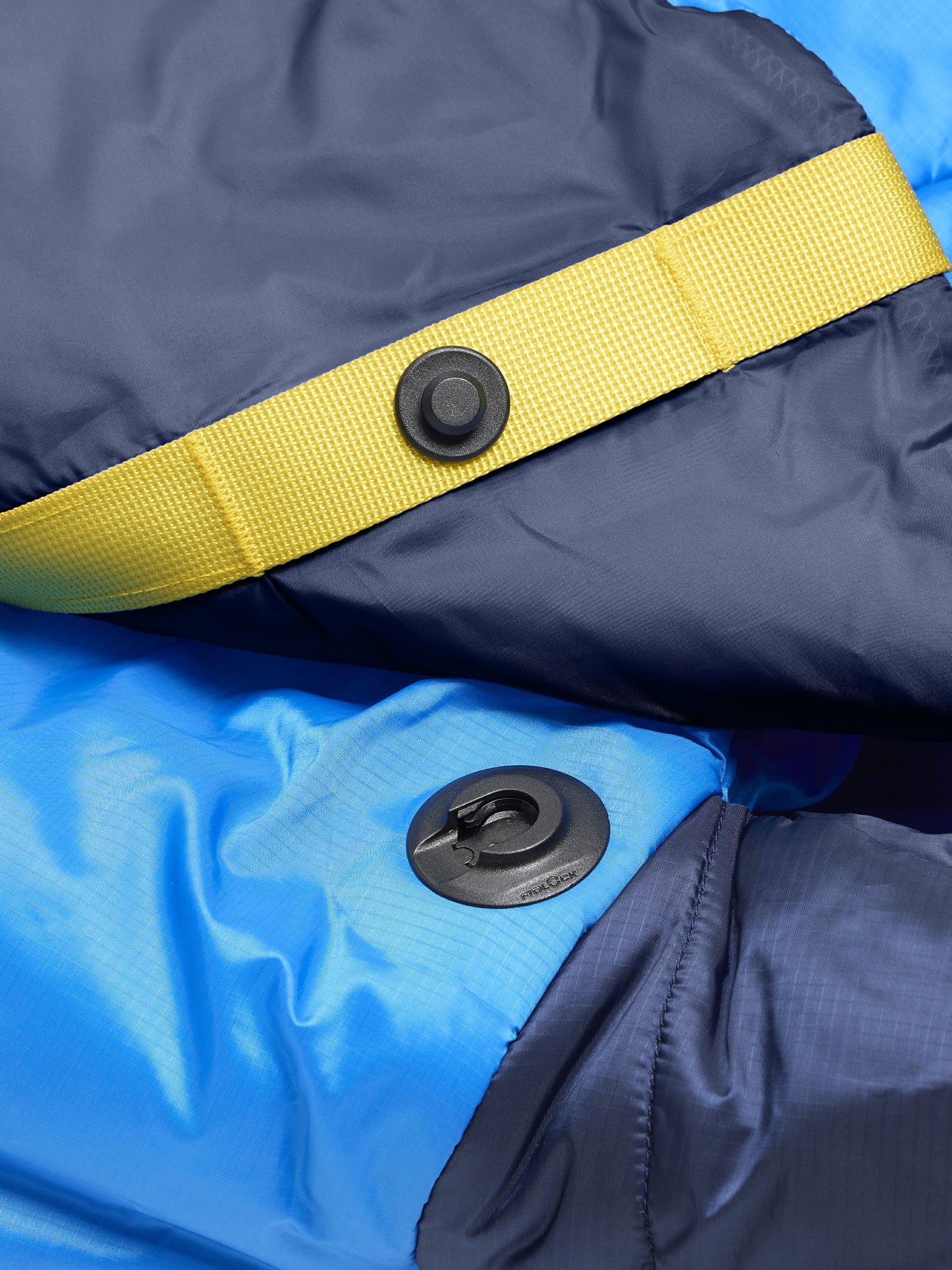 Wraptor Synthetic 20° Sleeping Bag Dark Indigo/Bleu D'Azure Marmot